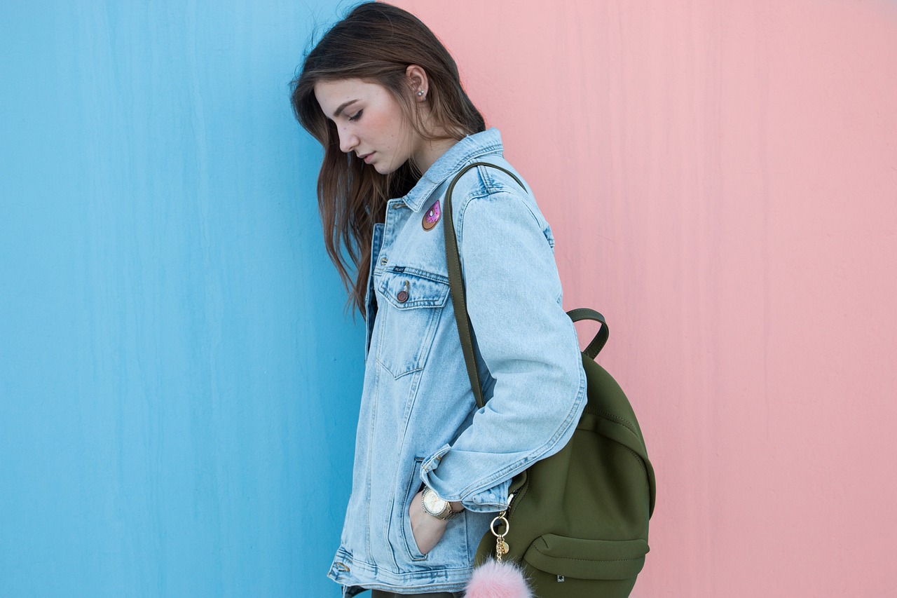Çanta Trendleri Oversize, Mikro, Vegan Deri Seçenekleri Çanta Trendleri Oversize, Mikro, Vegan Deri Seçenekleri